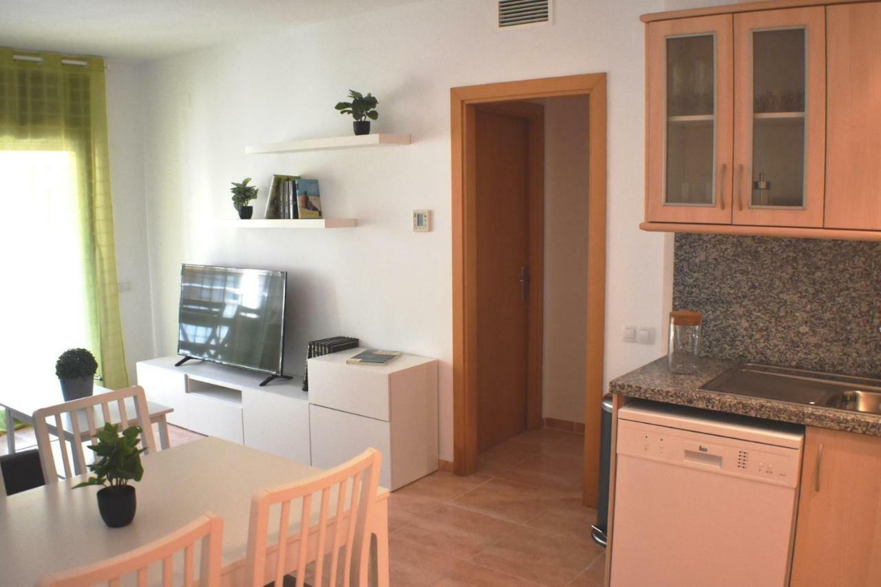 אמפוסטה Apartament Sergi מראה חיצוני תמונה
