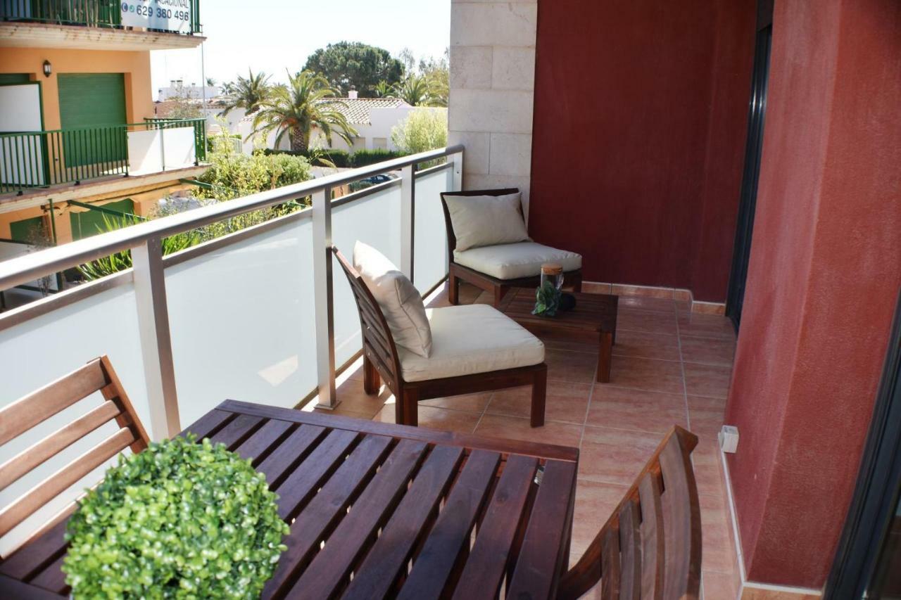 אמפוסטה Apartament Sergi מראה חיצוני תמונה